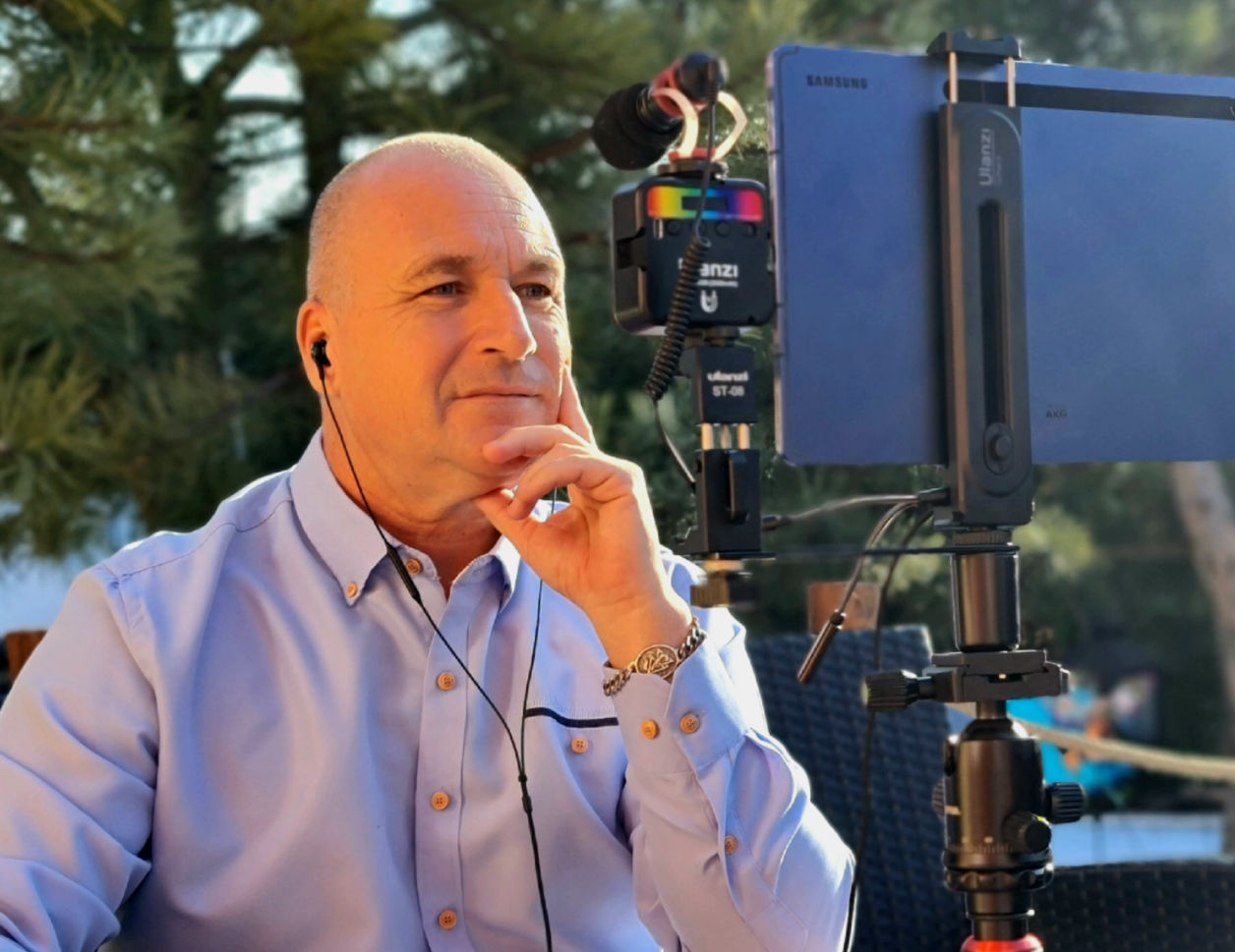 Mobirise Website Builder